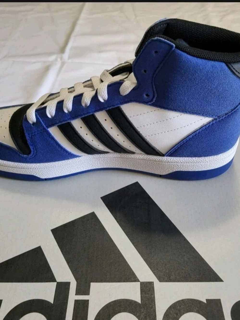 adidas classic mid
